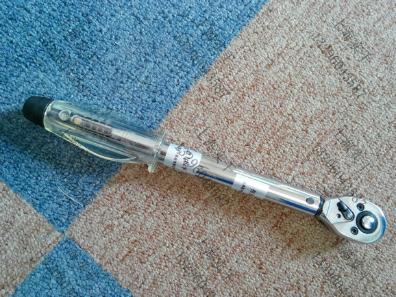 預(yù)置式扭力扳手圖片