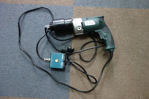 電動扭矩扳手